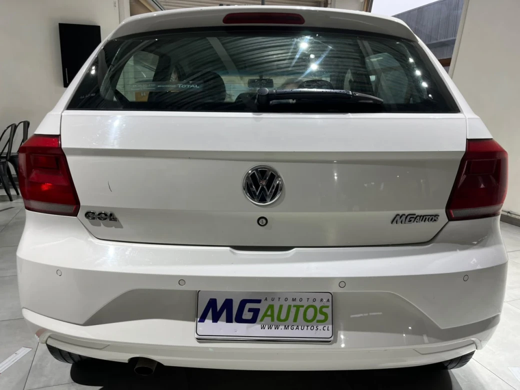 imagen 0 de vehiculo con id 2215